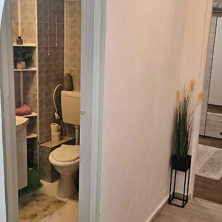 Apartment Hcl's